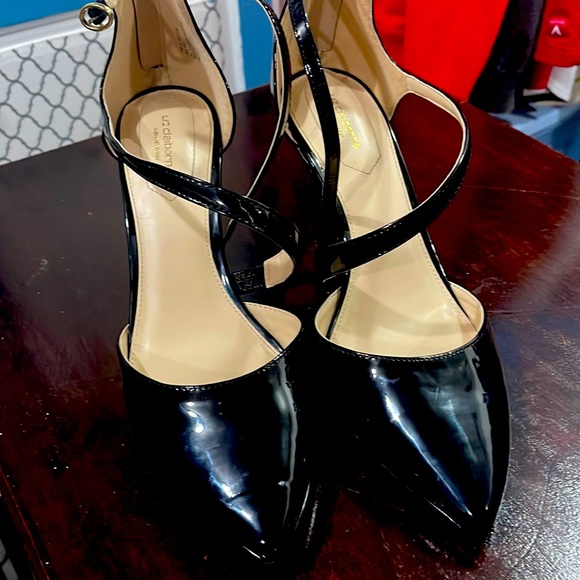 Liz Claiborne Shoes - Size 11 patent leather heels